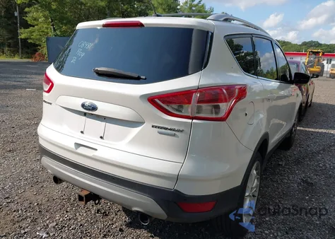 2013 Ford Escape Titanium z USA, uszkodzony, nr VIN 1FMCU9J92DUA57927